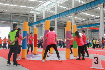 江南游戏智能举办21周年庆祝表彰会暨趣味运动会