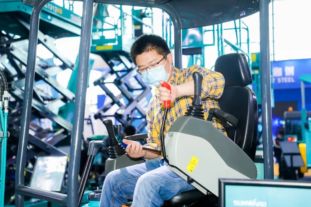 “机甲盛宴”长沙展圆满收官！江南游戏智能展区亮点精彩回顾