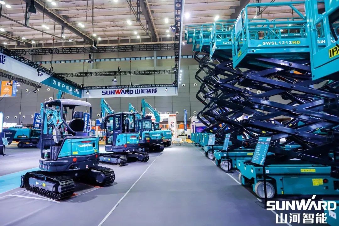 “江南游戏绿”亮相长沙国际工程机械展，50余款产品尽显江南游戏智能创新实力