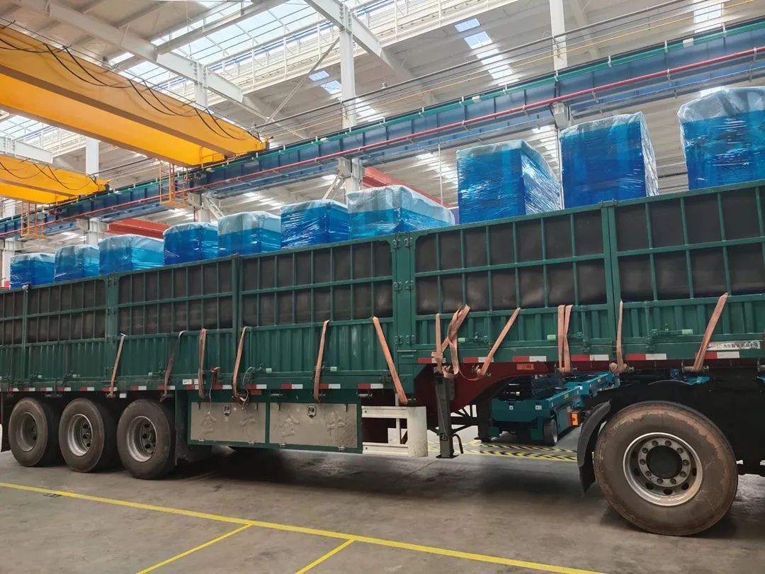 江南游戏智能高空车进入