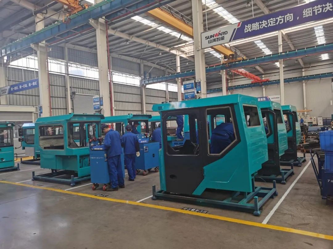 江南游戏智能SWK90矿卡驾驶室顺利发货，开发速度刷新纪录