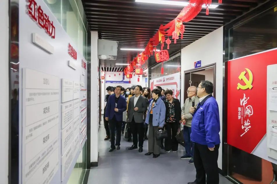 民主党派湖南省委机关青工委团队一行考察江南游戏智能