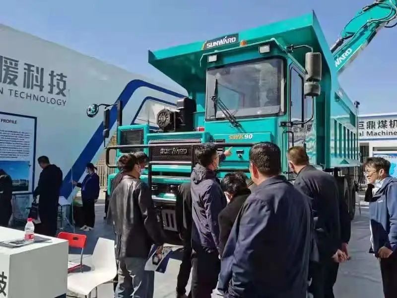 江南游戏智能绿巨人闪亮登场鄂尔多斯国际煤博会