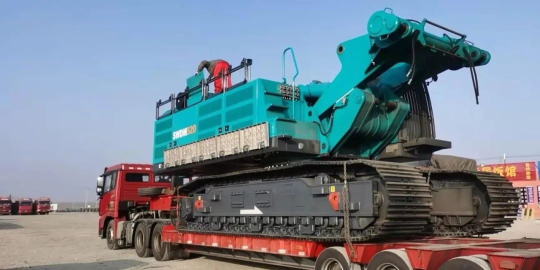 江南游戏旋挖钻机在“死亡之海”谱写新篇章