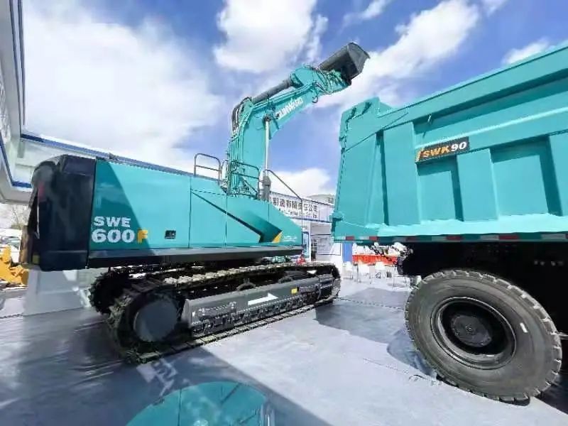 江南游戏智能绿巨人闪亮登场鄂尔多斯国际煤博会