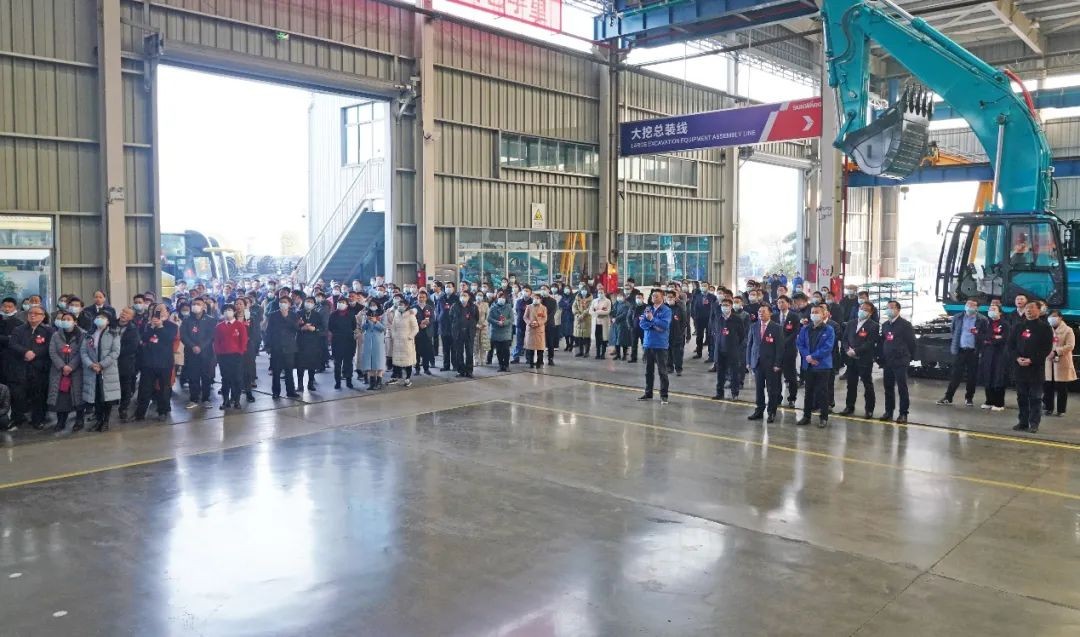 长沙县“两会”观摩团考察江南游戏智能