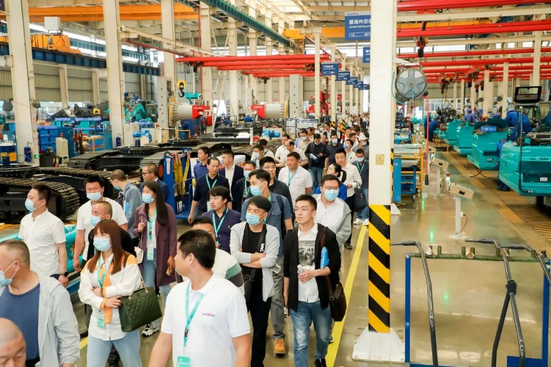 “爆品”出击！江南游戏智能客户交流会签约超8亿元