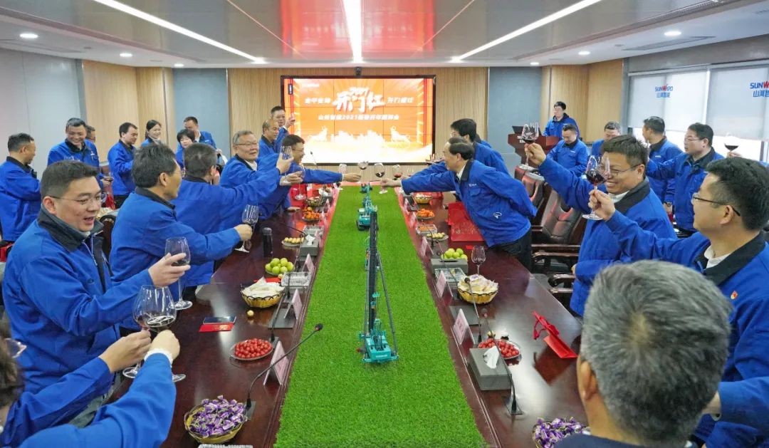 开工大吉！@江南游戏人，一路犇向春天