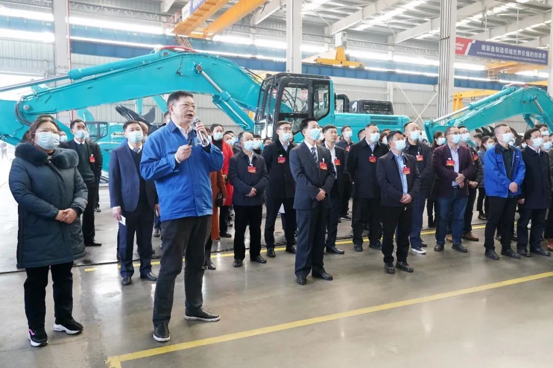 长沙县“两会”观摩团考察江南游戏智能