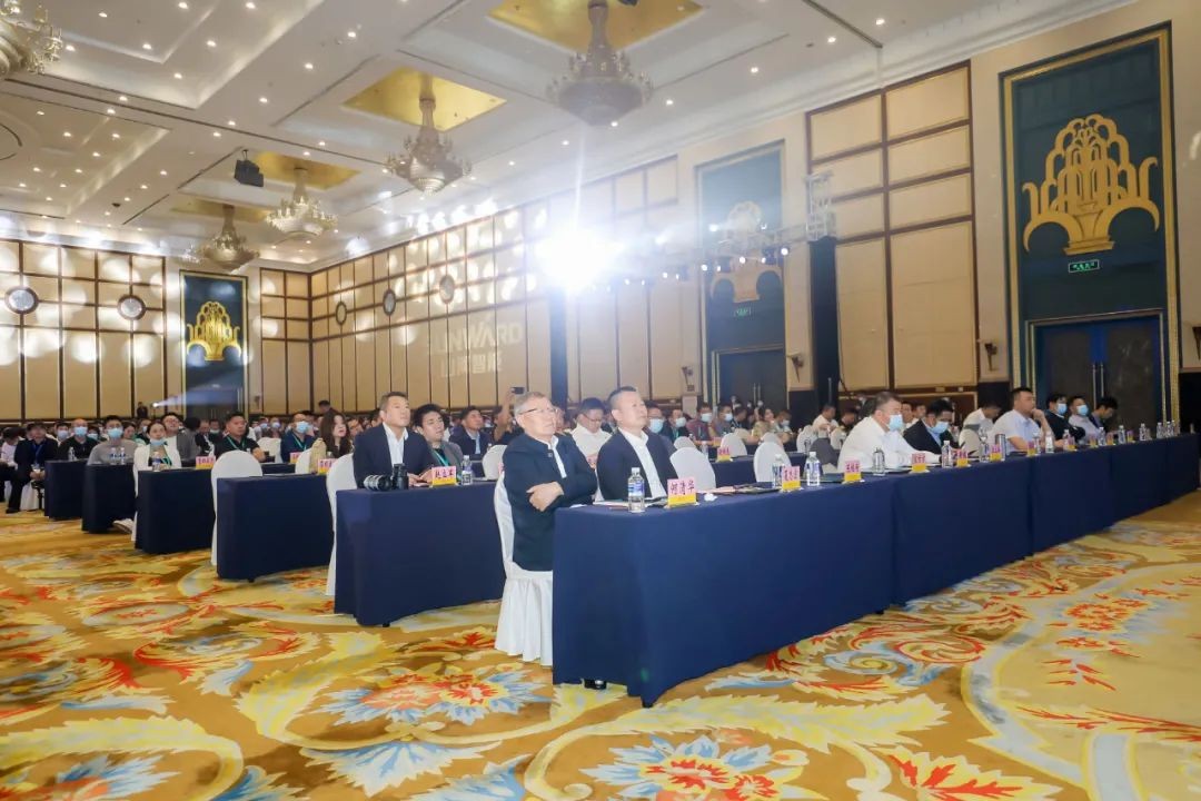 “爆品”出击！江南游戏智能客户交流会签约超8亿元