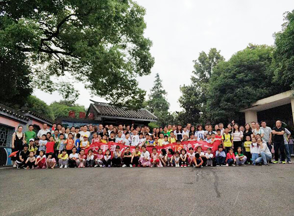 大手牵小手·“顽”转六一，江南游戏智能首次六一亲子主题活动圆满举行