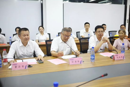 员工子女金榜题名 江南游戏家园发放奖励