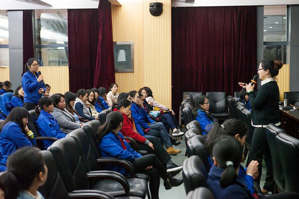 欢度三八节温暖江南游戏家