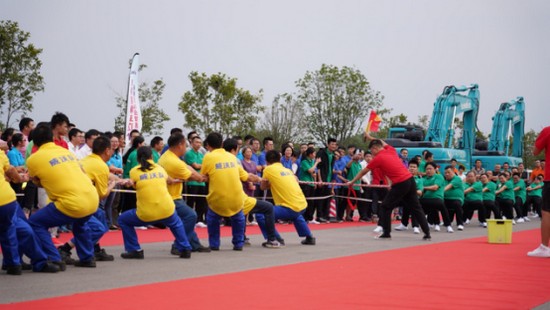 风华十九载，携手再腾飞！——庆祝江南游戏智能成立十九周年表彰会暨趣味运动会