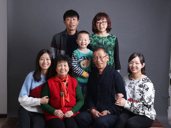 钟情江南游戏十一年，成就美女老板致富之路