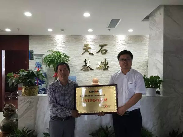 一路相随，江南游戏智能伴他功成名就