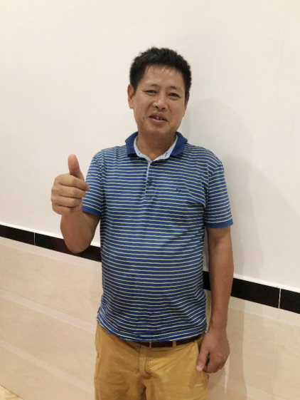 江南游戏智能SWE 215E挖掘机是他的左膀右臂！