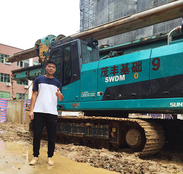 我叫阿忠，忠于事业，也忠于江南游戏智能旋挖钻机