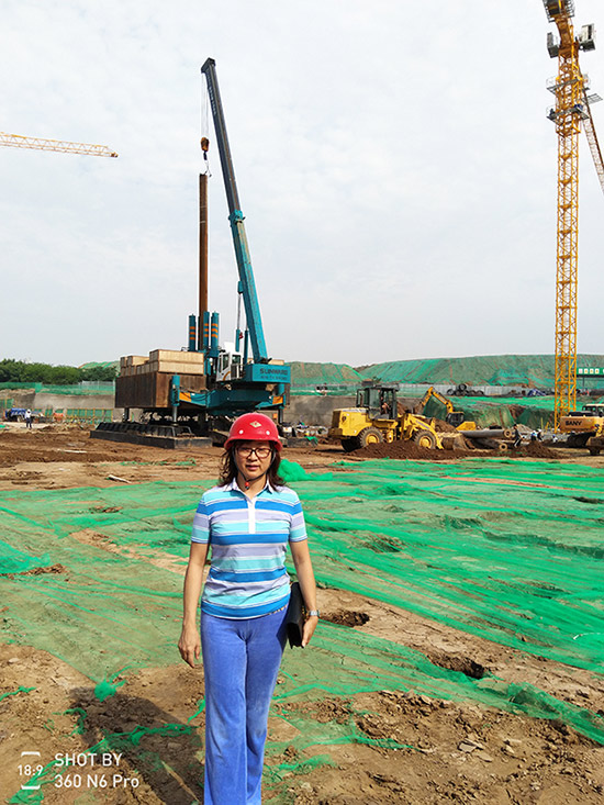 钟情江南游戏十一年，成就美女老板致富之路