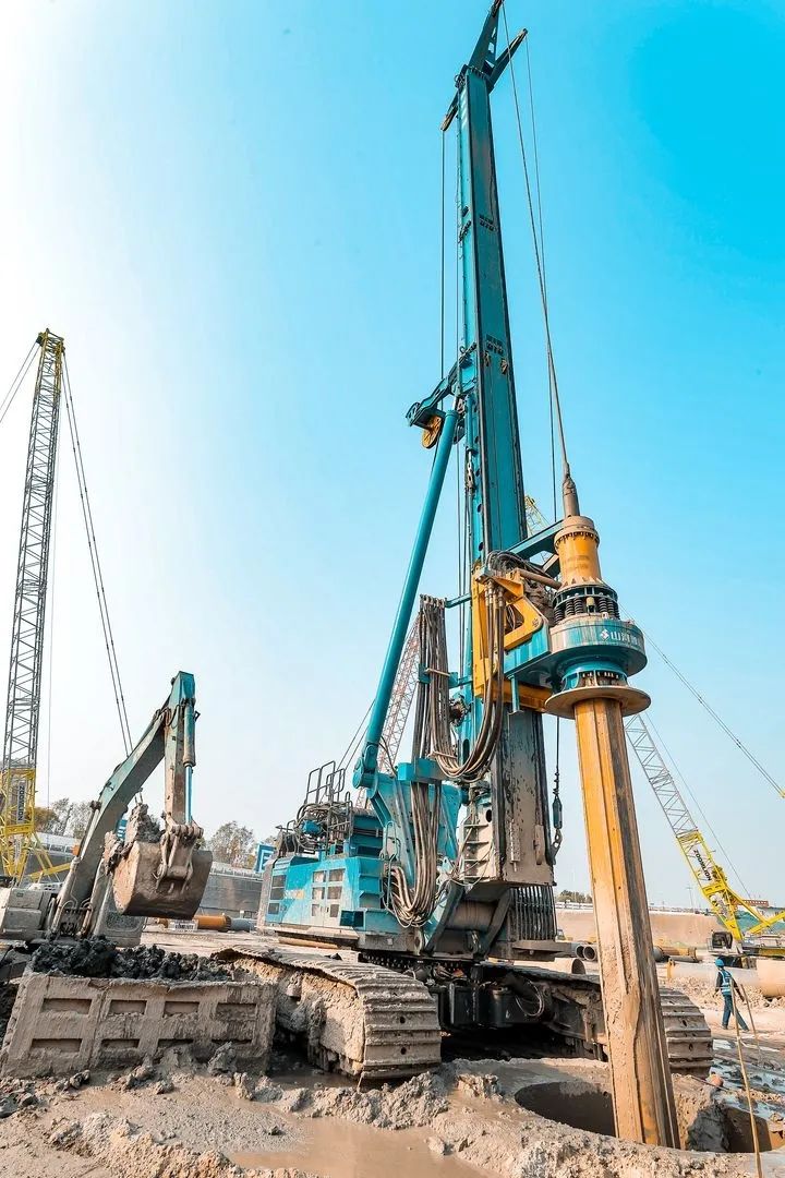 大国重器！江南游戏智能超级装备助力北京城市副中心综合交通枢纽站建设