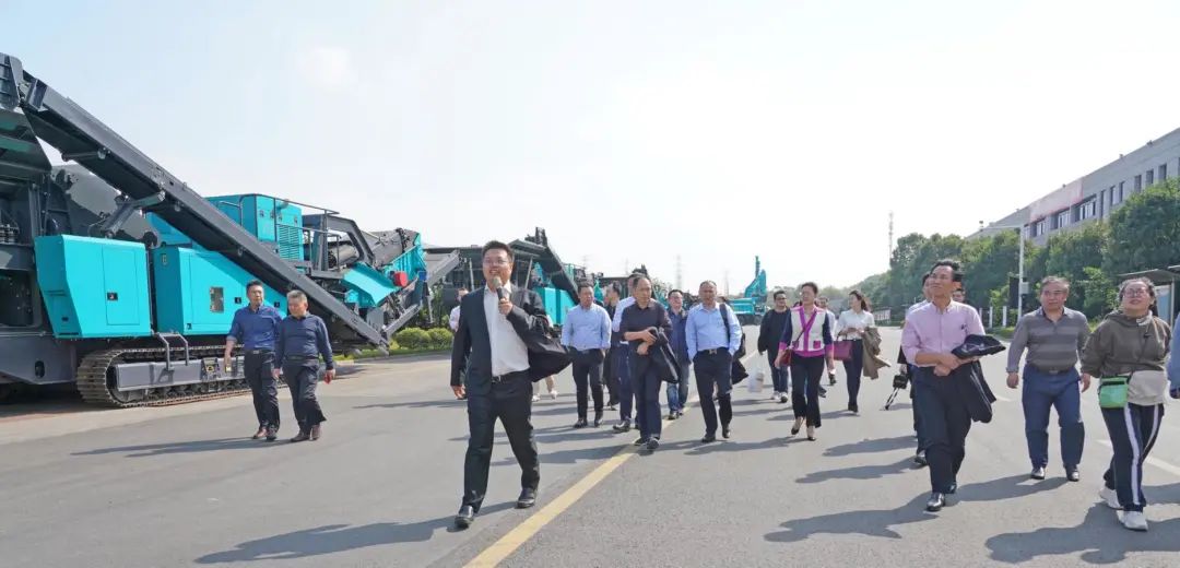 湖南省矿业协会第二届一次会员代表大会暨第二届一次理事会在江南游戏智能顺利召开