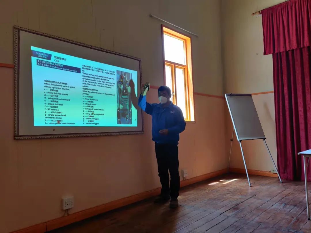 疫情当下，逆行非洲——江南游戏智能凿岩设备团队海外服务纪实