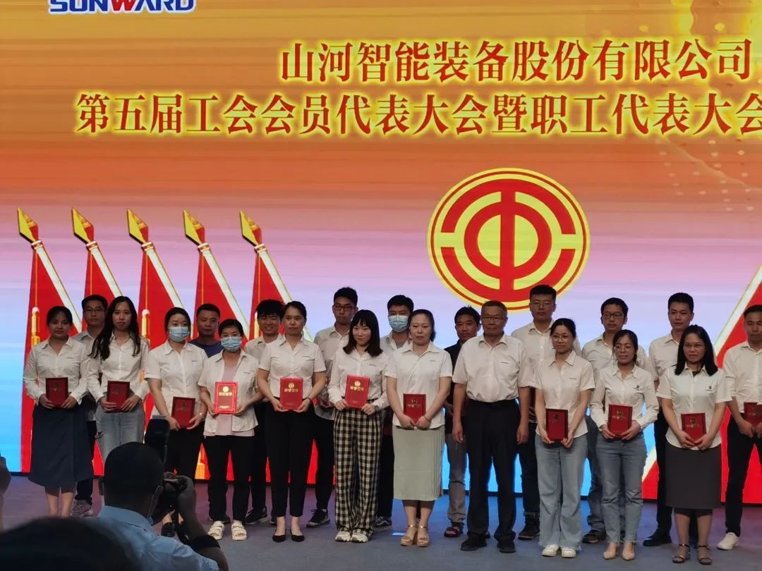 你好 2022！再见 2021！我与江南游戏智能共成长