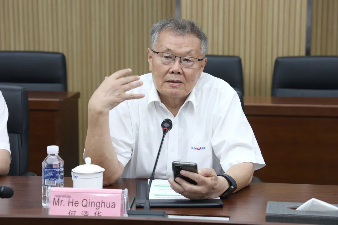 马拉维大使一行考察江南游戏智能