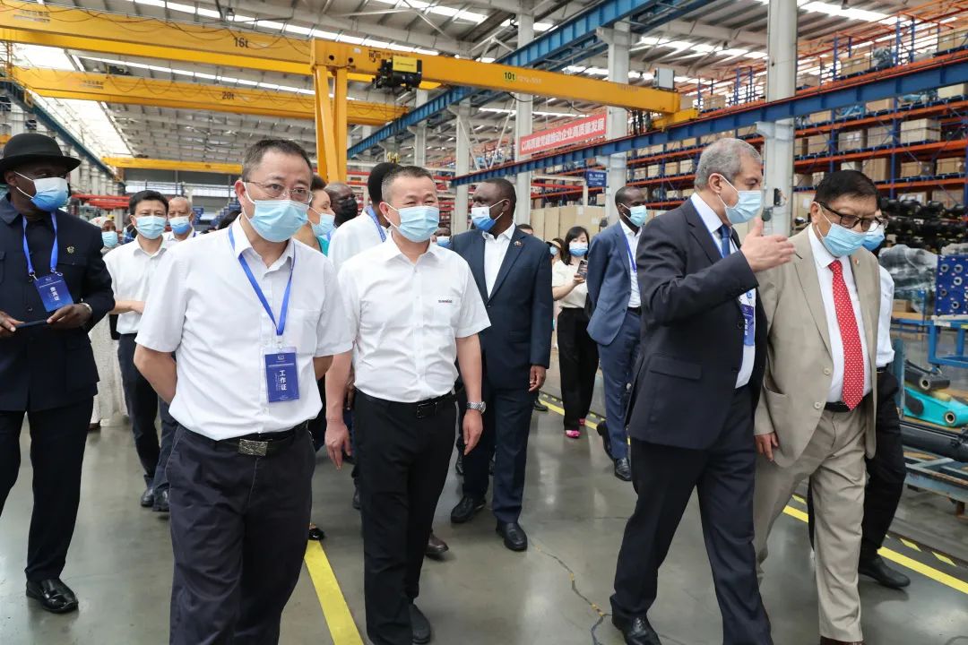 非洲驻华使节走访江南游戏智能