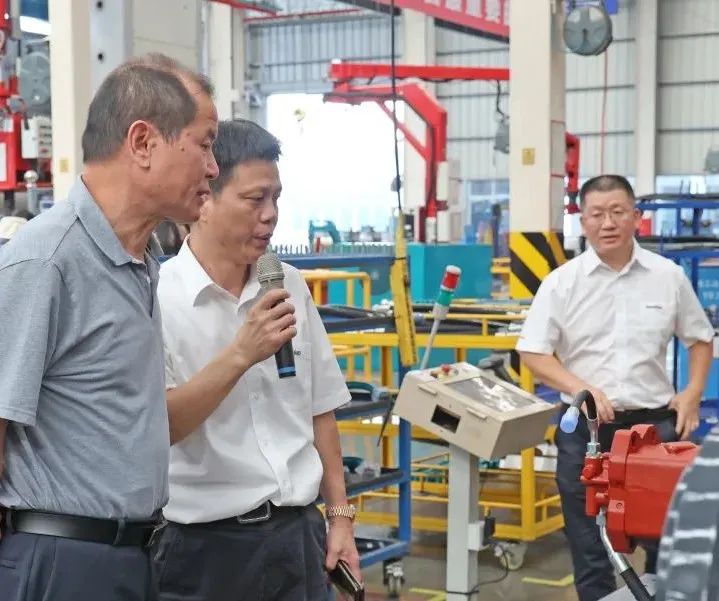 农业农村部农业机械化管理司调研江南游戏智能