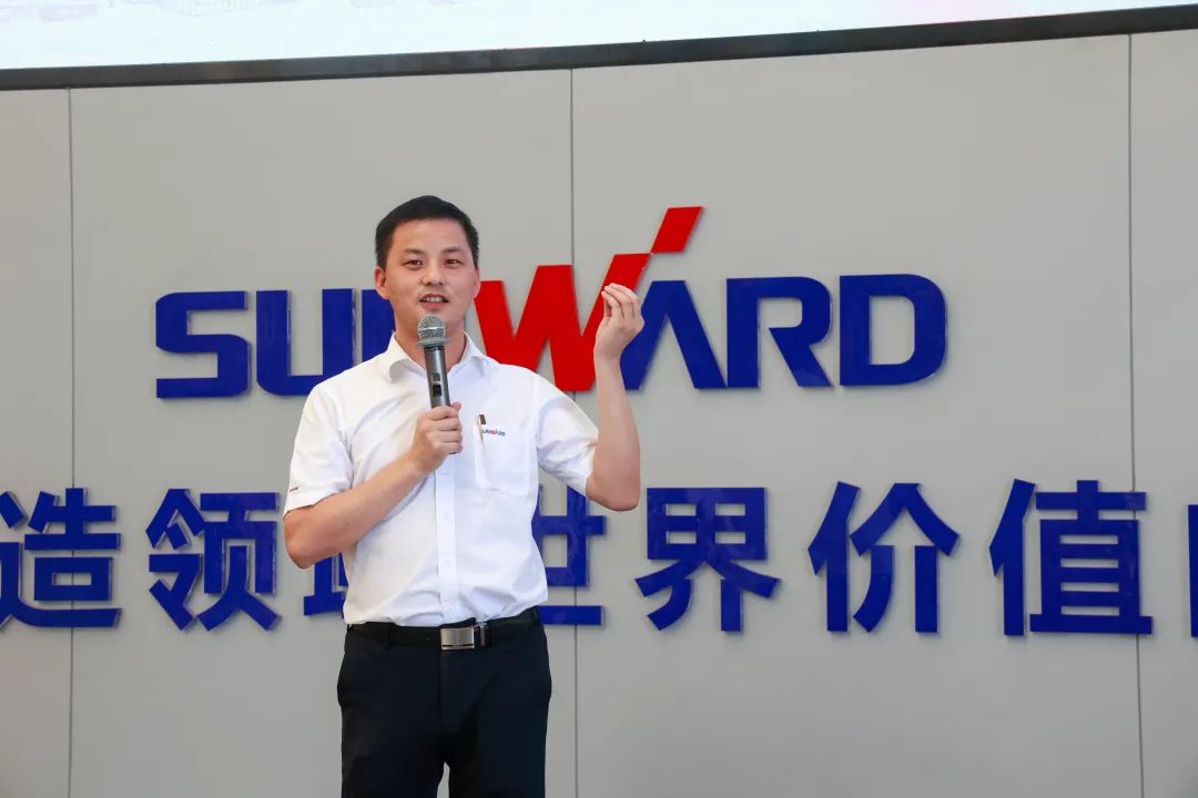 又酷又辣又炫!江南游戏智能第二届挖机宝贝来了