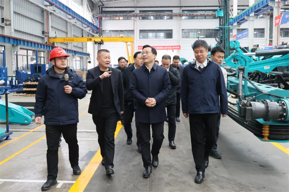 蒋红波走访调研江南游戏智能