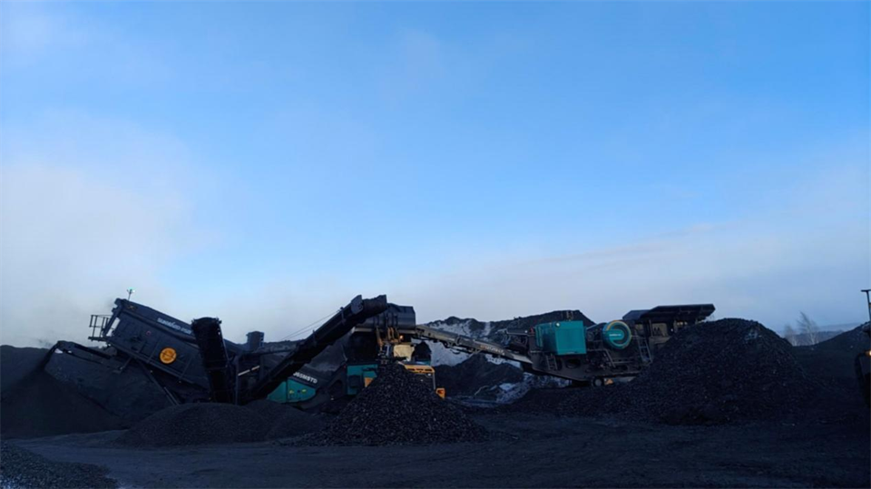 不惧-30℃极寒挑战,江南游戏普石勒破碎筛分设备稳定运行!