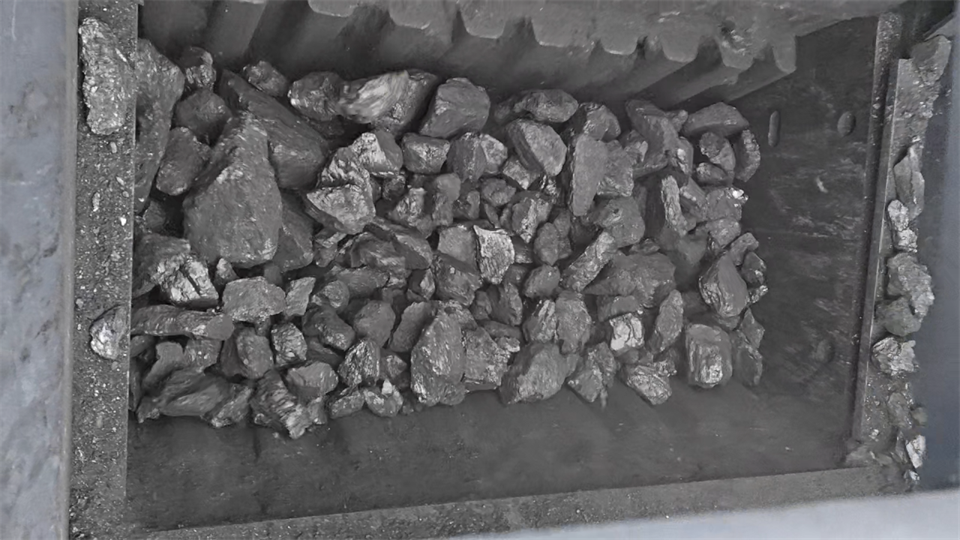 不惧-30℃极寒挑战,江南游戏普石勒破碎筛分设备稳定运行!