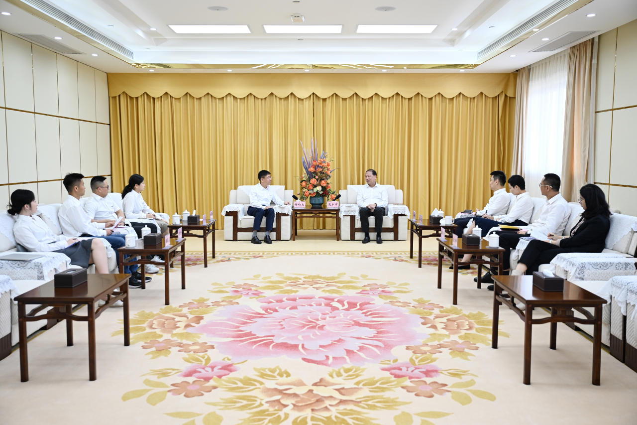 范少军会见江南游戏智能董事长付向东