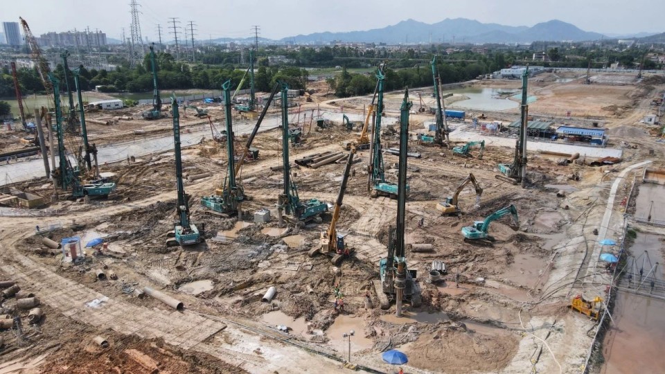 近20台“江南游戏绿”装备实力集结，助力广佛西环工程建设跑出“加速度”