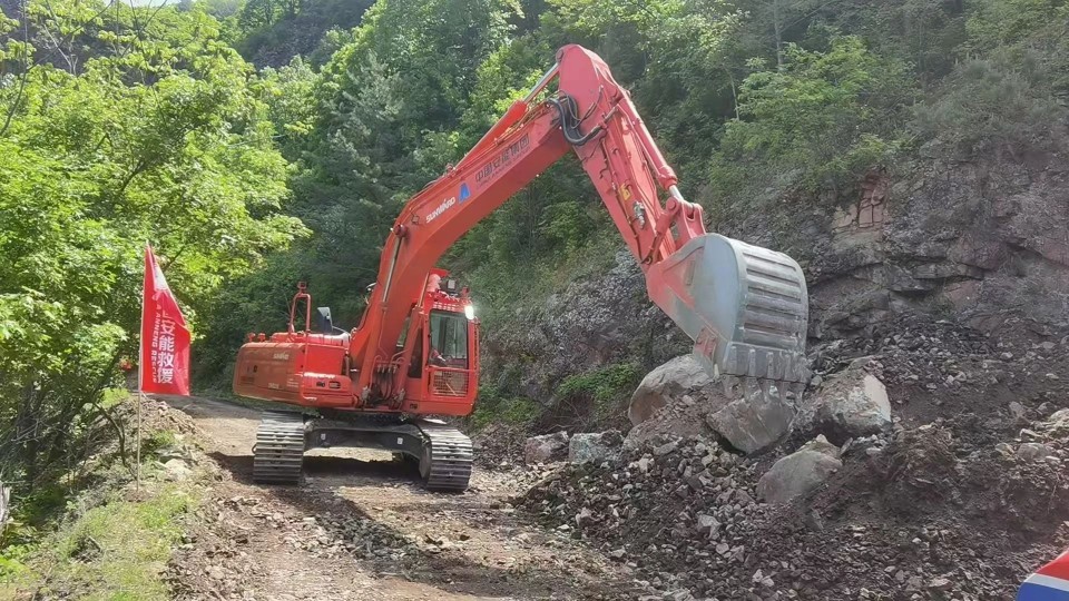 硬核破解“最后一公里”难题,江南游戏智能应急救援设备助力“应急使命·2025”演习!