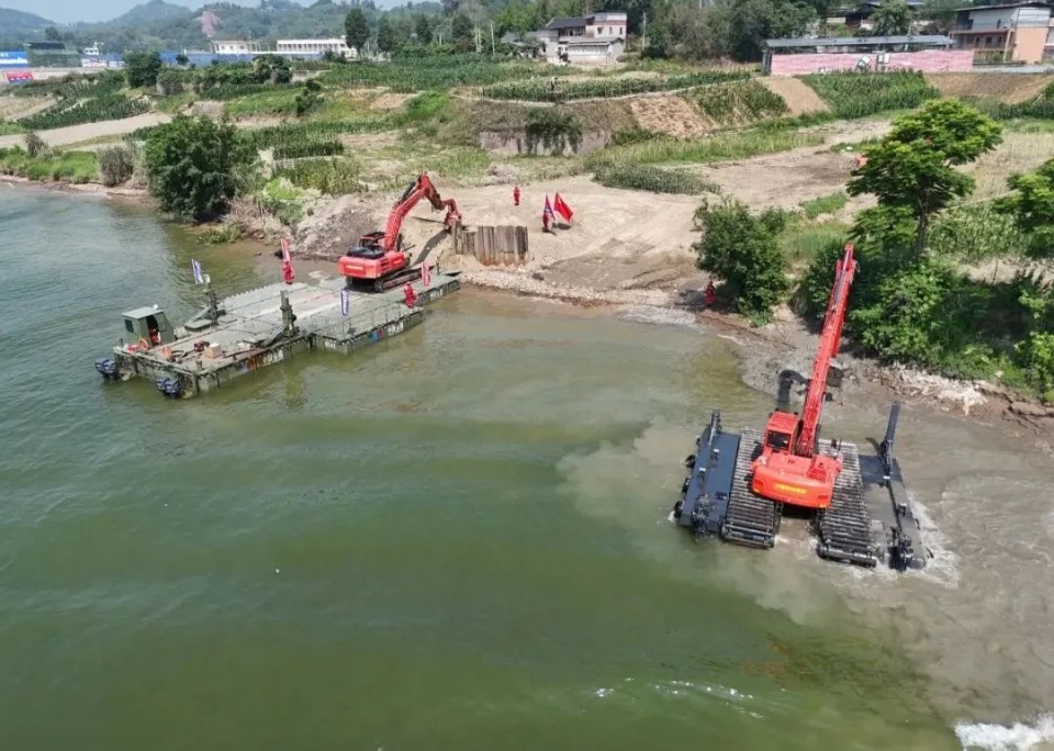 硬核破解“最后一公里”难题,江南游戏智能应急救援设备助力“应急使命·2025”演习!