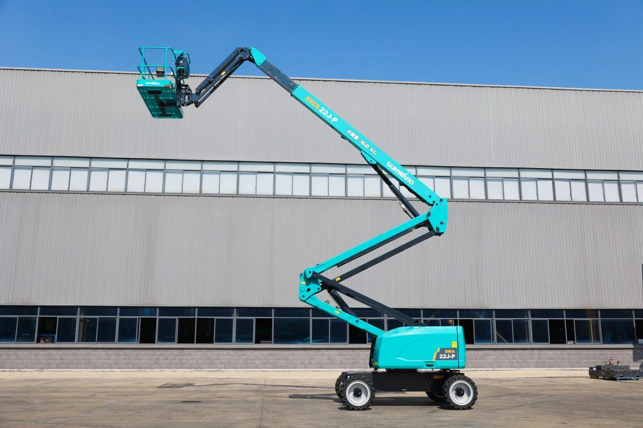 技术新标杆!江南游戏智能SWA22J-P柴动曲臂式高空作业平台下线!