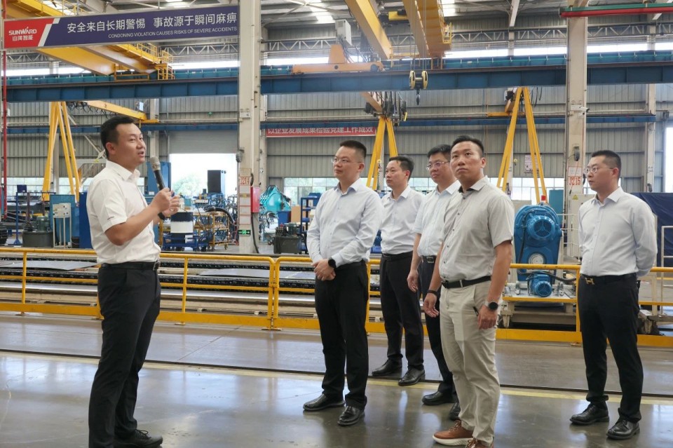 共商合作，建华控股有限公司董事长汪贵华到访江南游戏智能